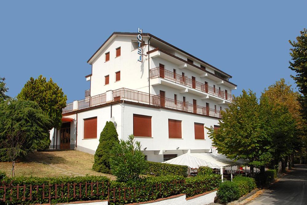 Hotel Del Duca Montedinove Экстерьер фото